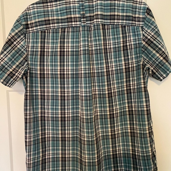 The North‎ Face Plaid Short Sleeve Button Down Shirt (Men's Medium)Blue - Picture 6 of 7